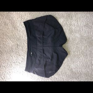 Black lululemon speed short 2.5 size 6